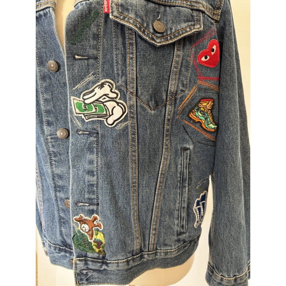 Levi’s Women’s Denim Jacket M Custom Los Angeles Patchwork Retro Style - Picture 9 of 16